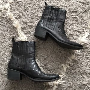 Coconuts Western Black bootie